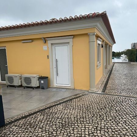 Yellow Sweet Home - Maria E Beatriz Nazare Ngoại thất bức ảnh