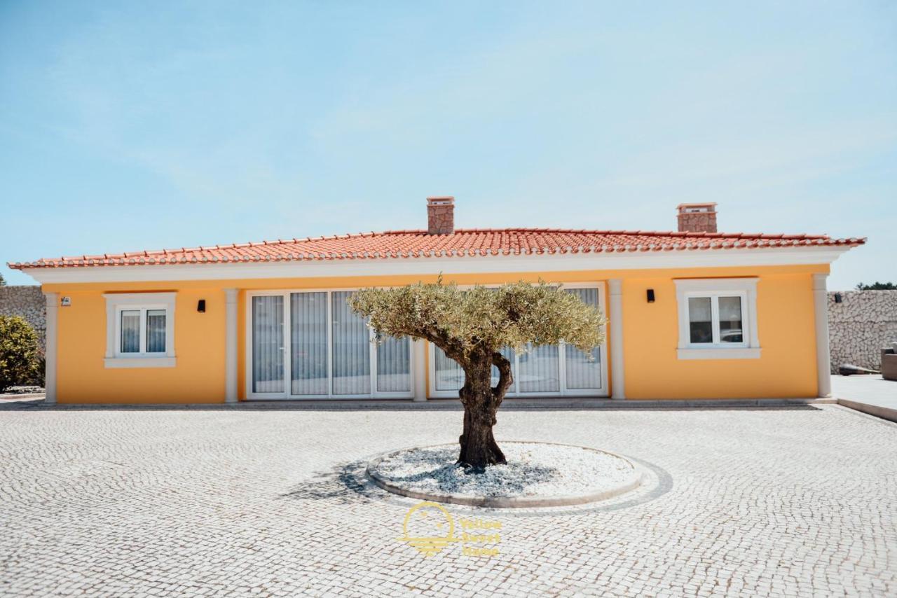 Yellow Sweet Home - Maria E Beatriz Nazare Ngoại thất bức ảnh
