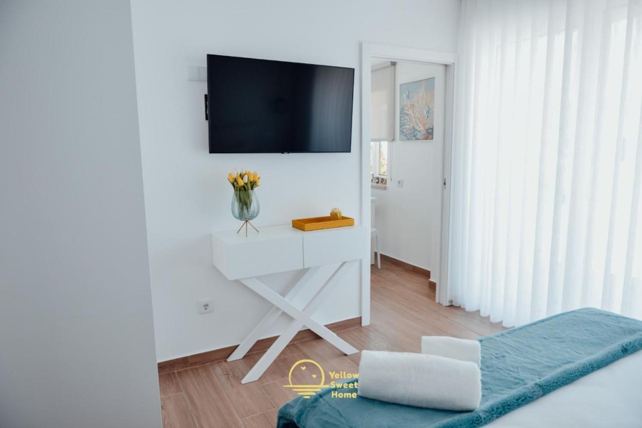 Yellow Sweet Home - Maria E Beatriz Nazare Ngoại thất bức ảnh